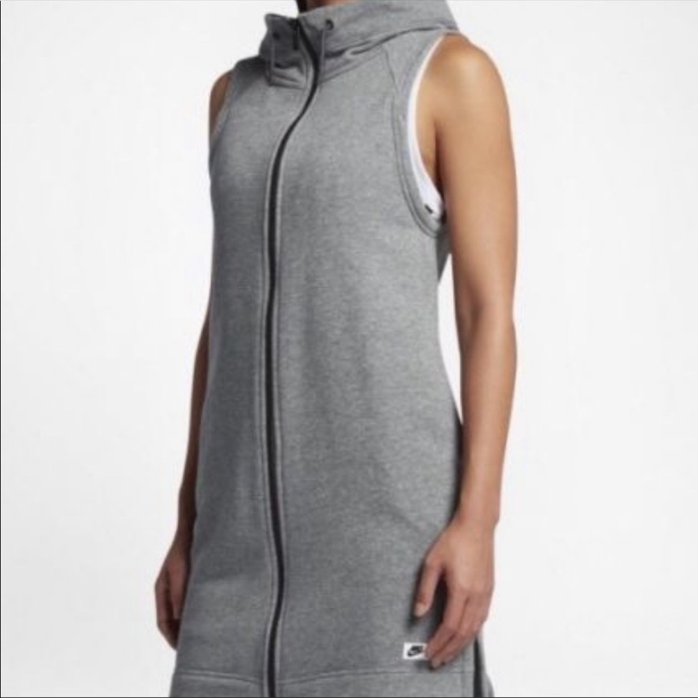 Nike Womens’s Long Zip Hooded Varsity Vest